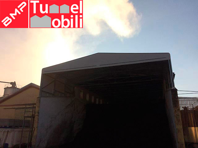 Tunnel Mobili Coperture Pvc E Capannoni Mobili Retrattili Toscana